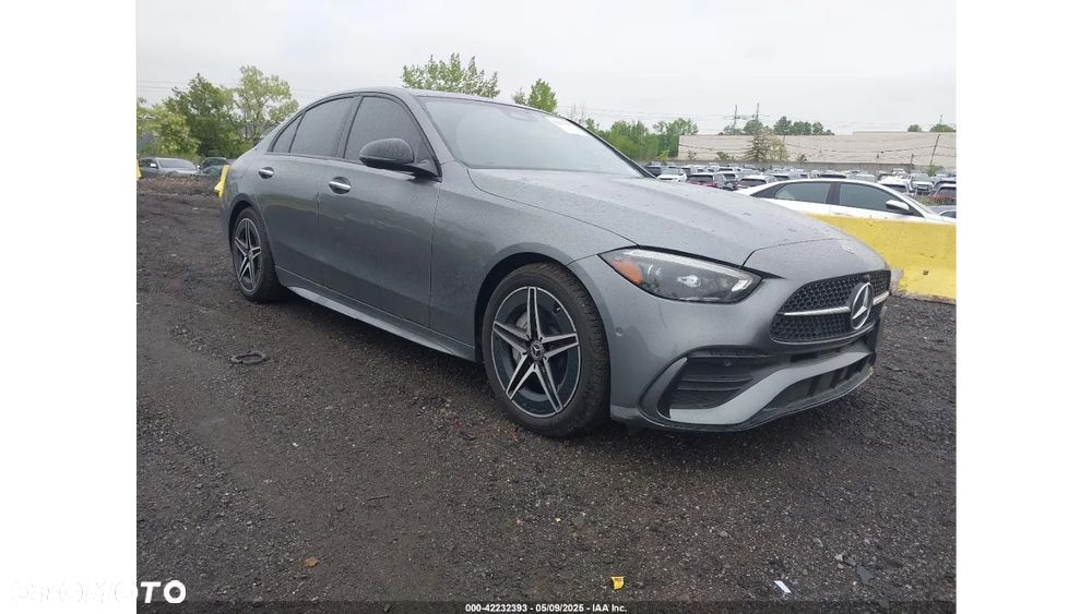 Mercedes-Benz Klasa C 300 4Matic 9G-TRONIC Edition AMG Line - 1