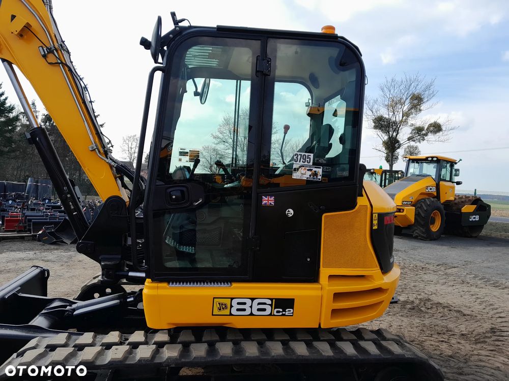 JCB 86C-2 - 13