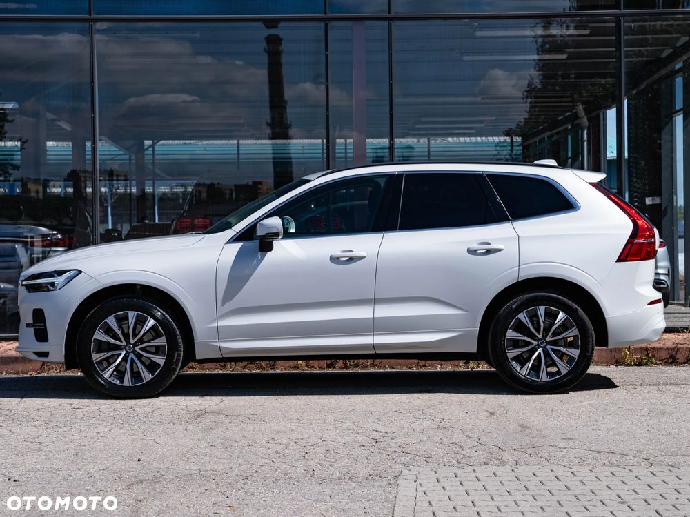 Volvo XC 60 B4 D Geartronic Momentum Pro - 17