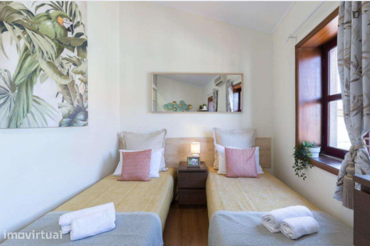 Apartamento com 1 quartos - localizado em Cedofeita Porto - Grande imagem: 4/28