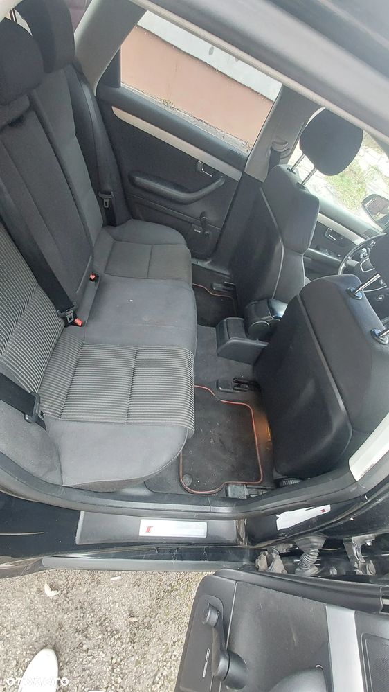 Audi A4 Avant 2.0 TDI - 14