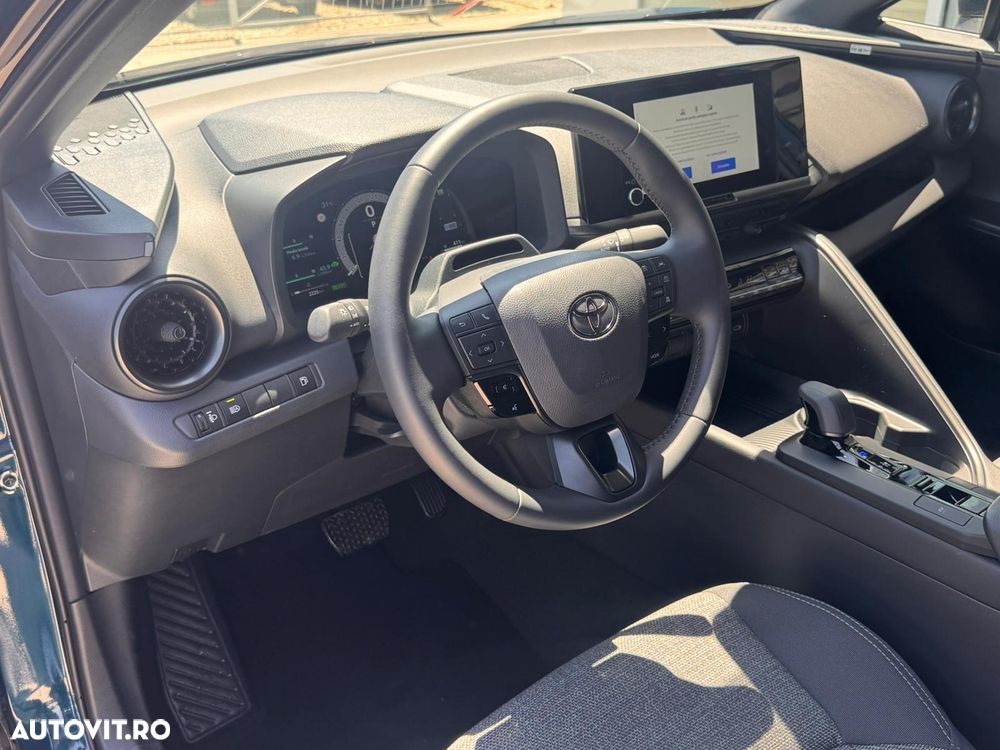 Toyota C-HR - 14