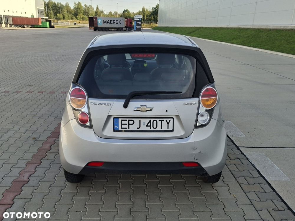 Chevrolet Spark - 4