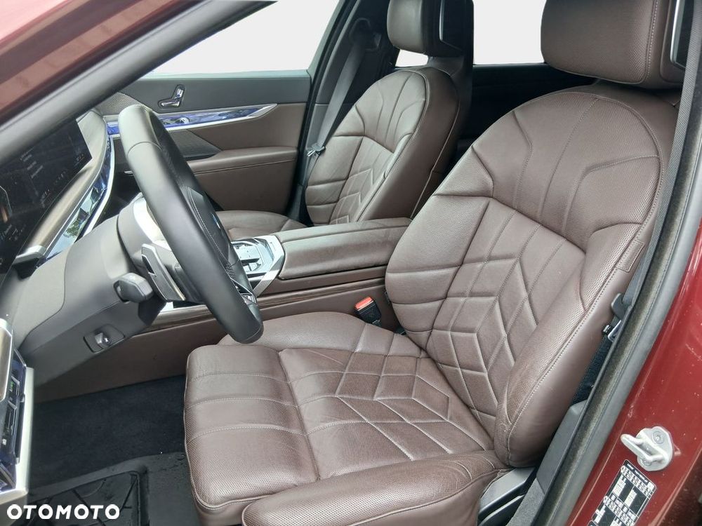 BMW Seria 7 730d xDrive mHEV sport - 16