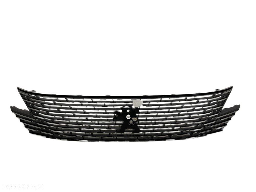 FABRYCZNIE NOWY ORYGINALNY GRILL ATRAPA POD KAMERE PEUGEOT 5008 II 3008 2 LIFT 20-24 98368057TN - 1