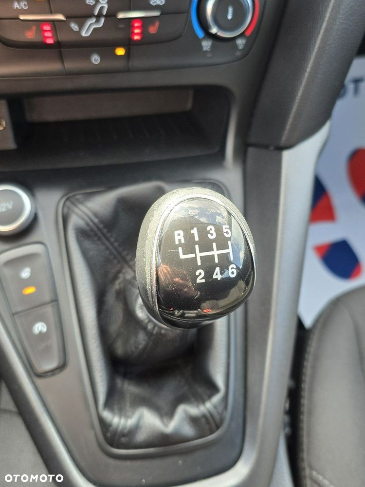 Ford Focus - 26