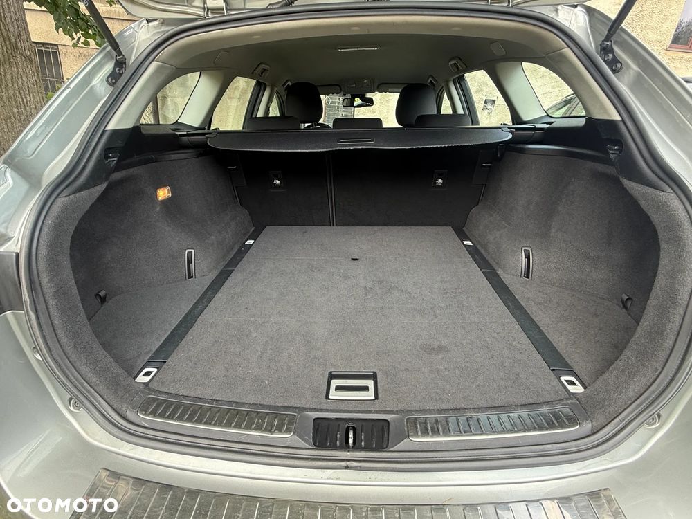 Toyota Avensis - 24