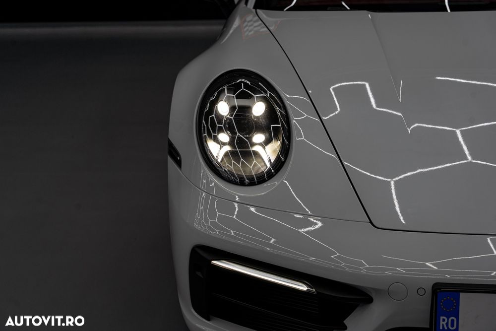 Porsche 911 Carrera 4S PDK - 8