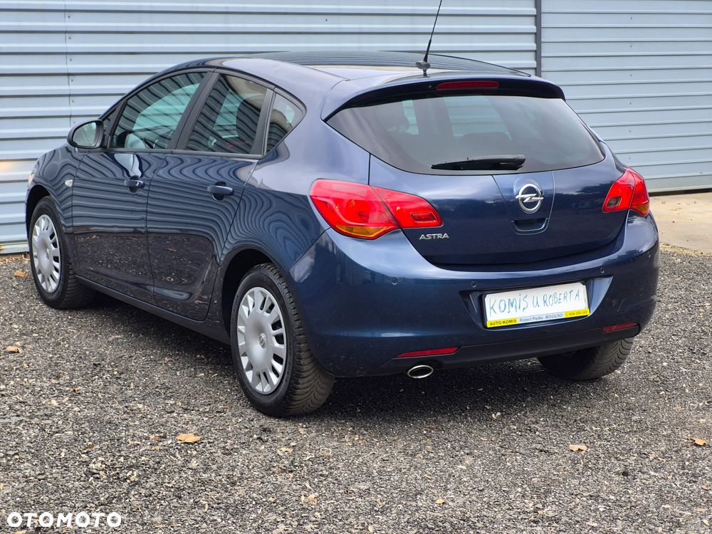 Opel Astra 1.4 T Enjoy - 6