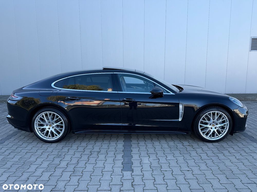 Porsche Panamera 4S Executive - 9