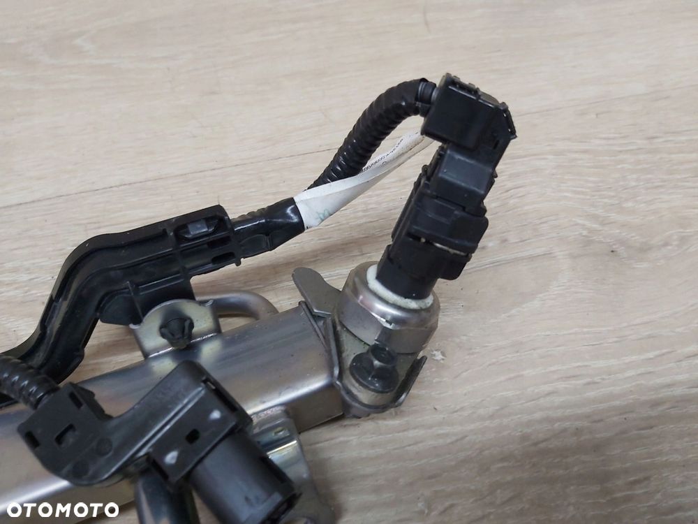 Toyota C-HR Corolla E21 Czujnik ciśnienia paliwa Yaris IV Camry RAV4 Lexus - 2