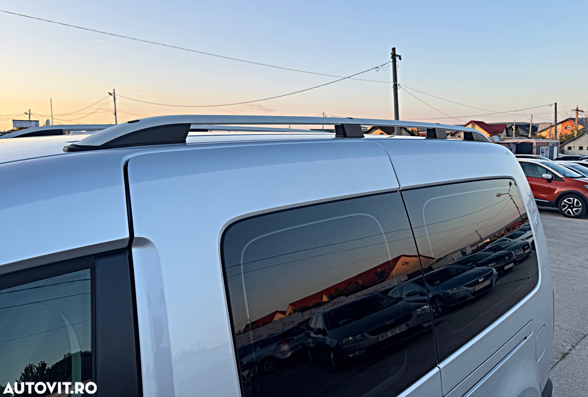 Volkswagen Caddy 2.0 TDI (5-Si.) DSG Comfortline - 13