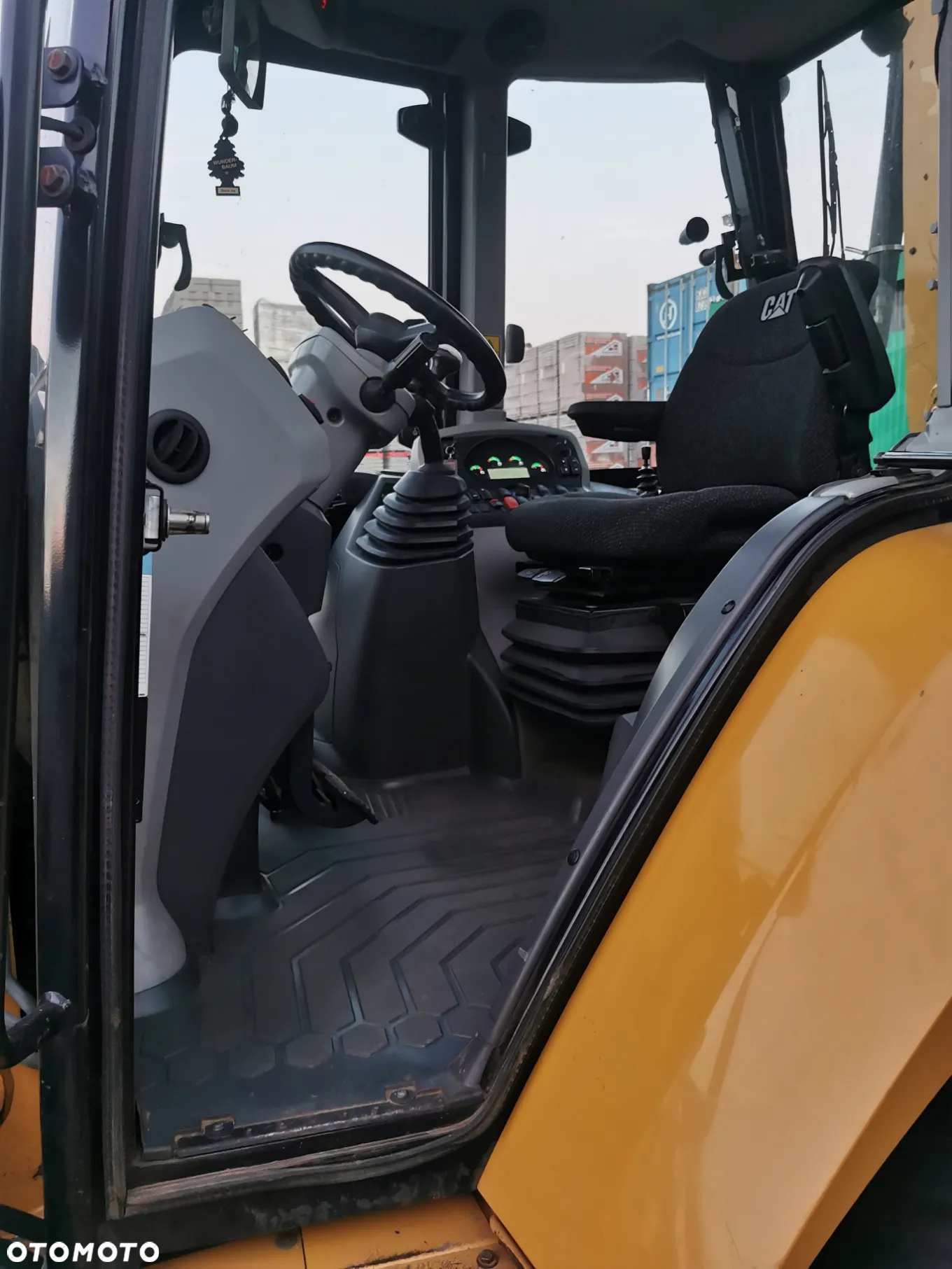 Caterpillar CAT 432F2 Wecon niskopodwozie Scania - 12