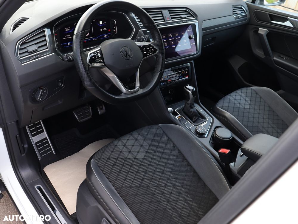 Volkswagen Tiguan 2.0 TDI 4Mot DSG R-Line - 15