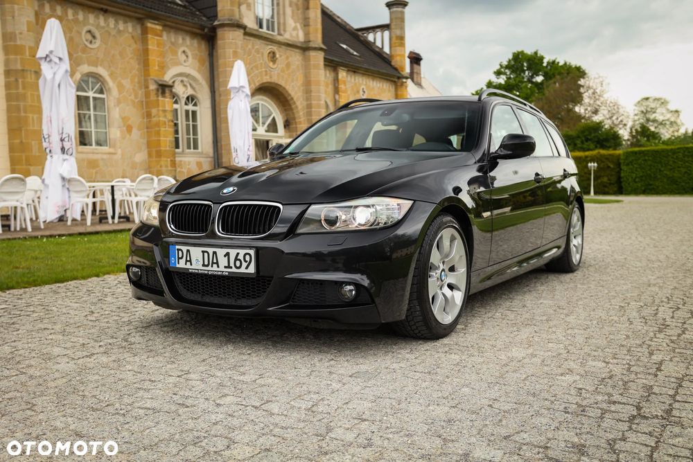 BMW Seria 3 318i Edition Sport - 16