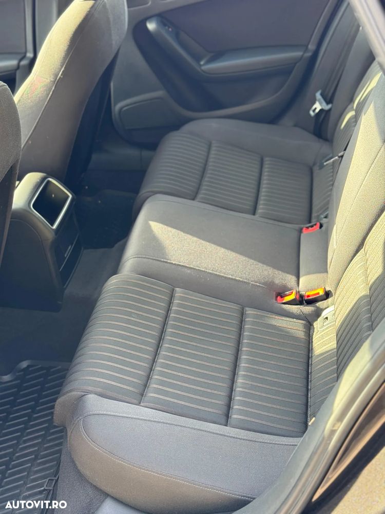 Audi A4 Avant 2.0 TDI DPF Ambiente - 6