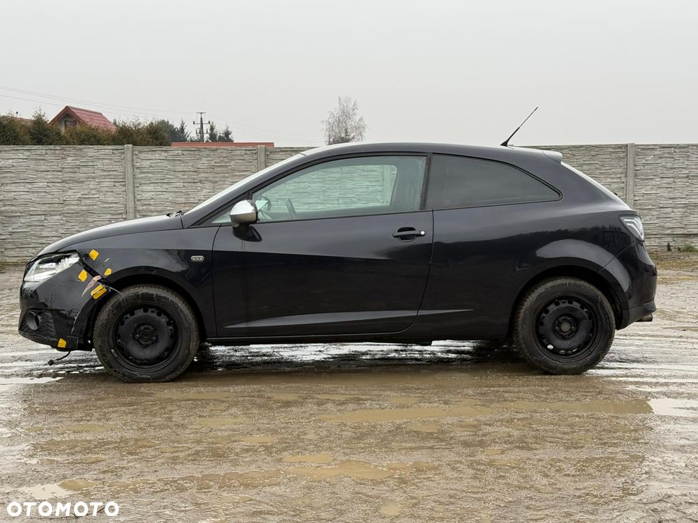 Seat Ibiza 1.6 16V Reference - 17