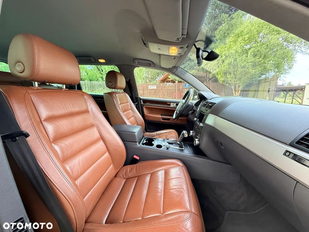 Volkswagen Touareg 3.0 V6 TDI Tiptr - 25