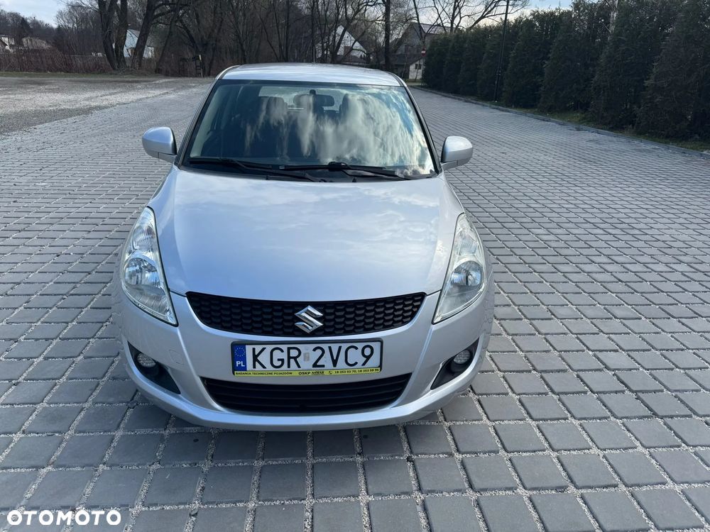 Suzuki Swift - 1