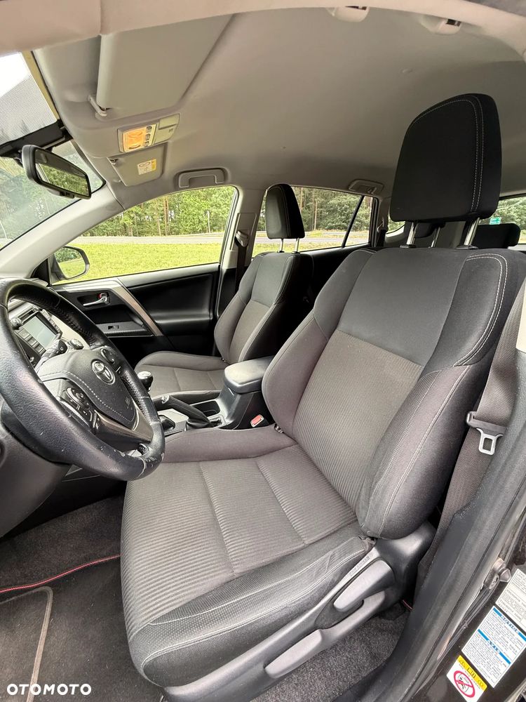 Toyota RAV4 2.0 D-4D Premium - 16