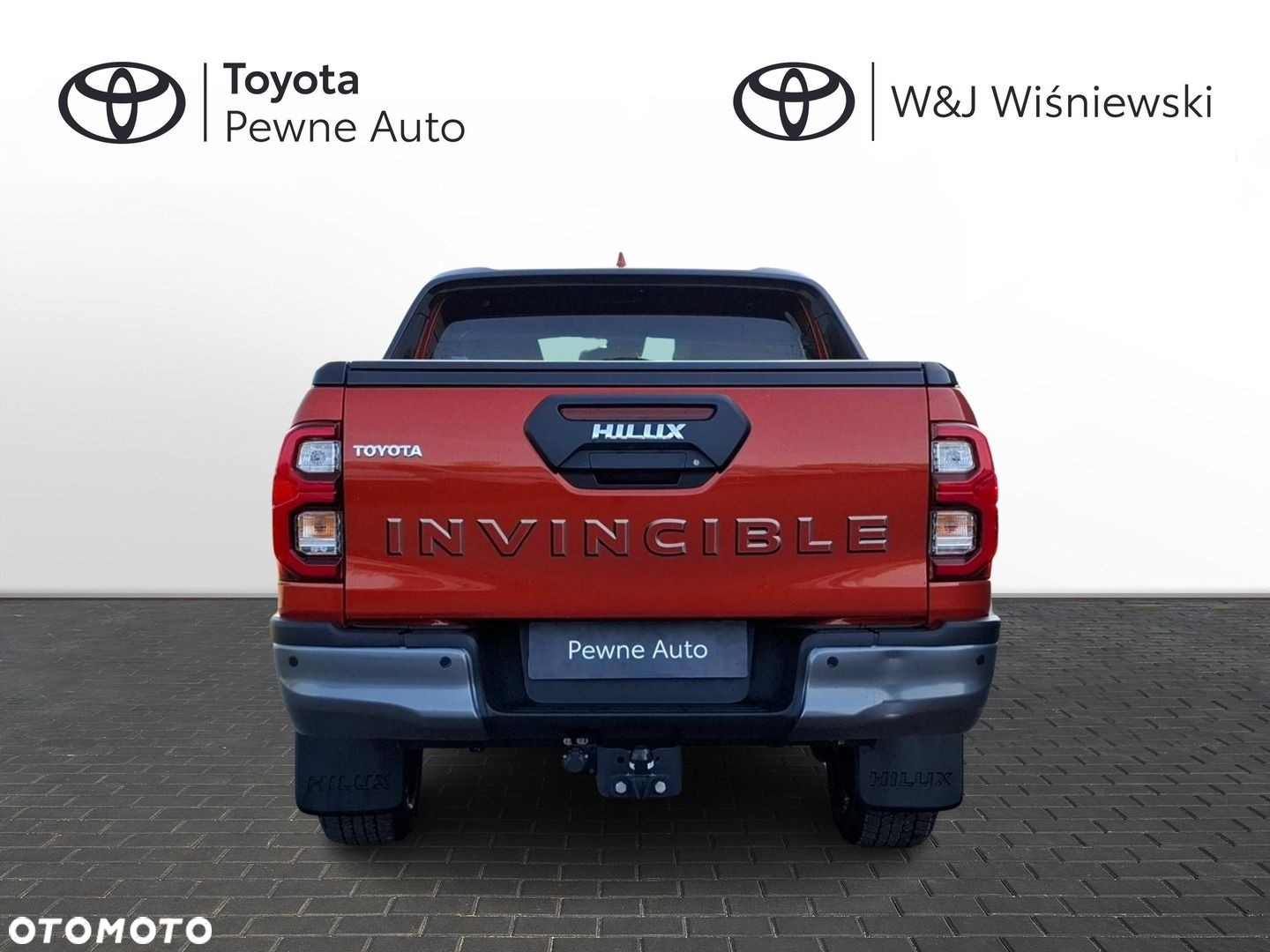 Toyota Hilux 2.8 D-4D Double Cab Invincible Sport 4x4 - 24