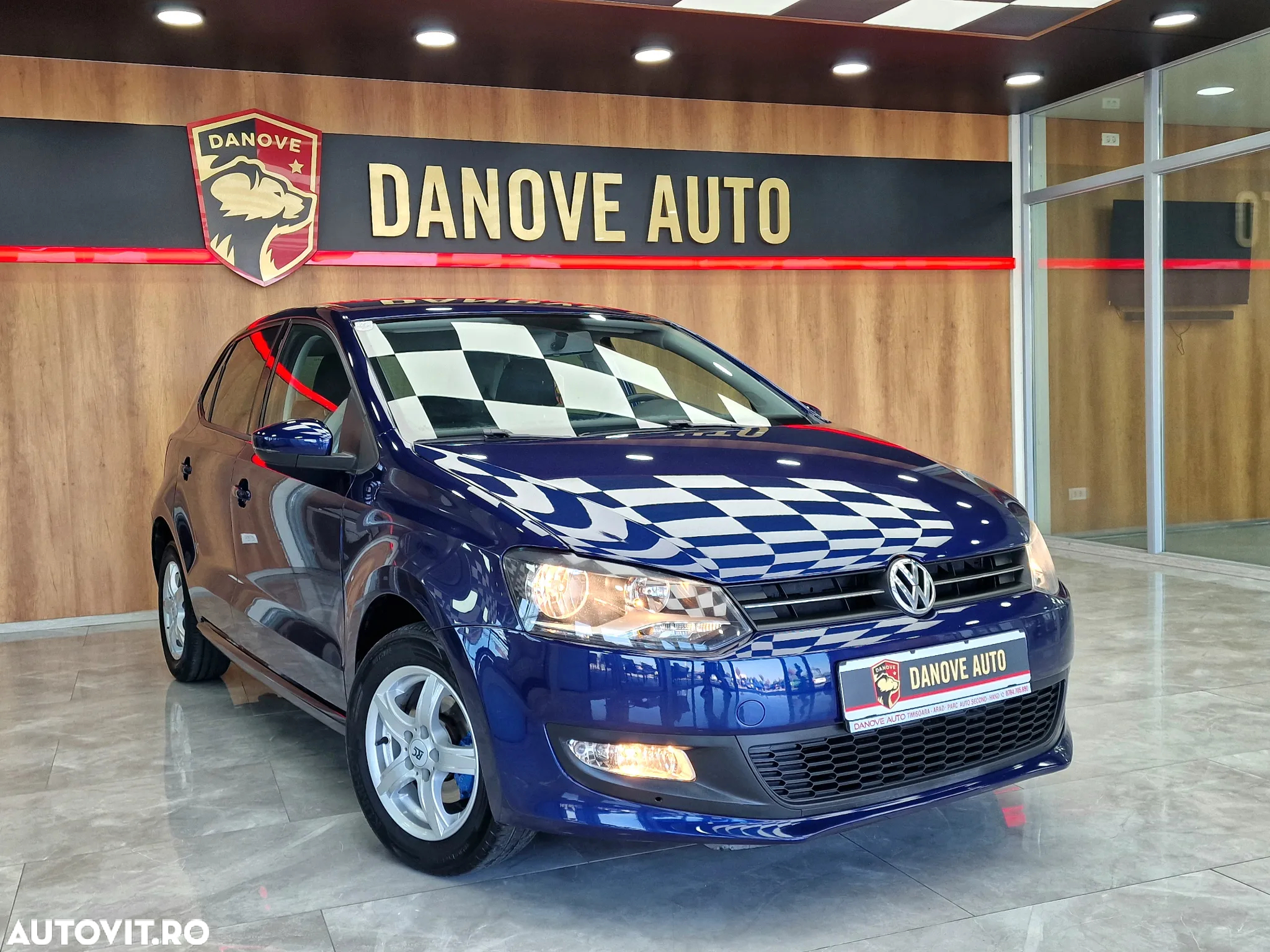 Volkswagen Polo 1.2 Attractive - 3