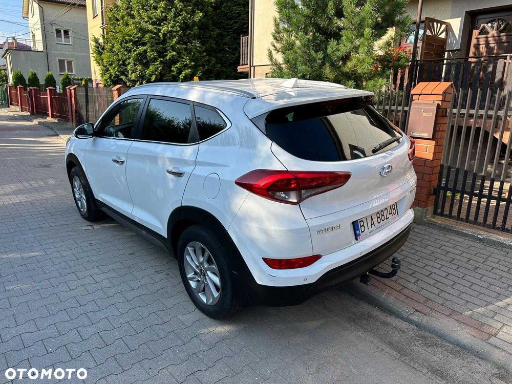 Hyundai Tucson - 2