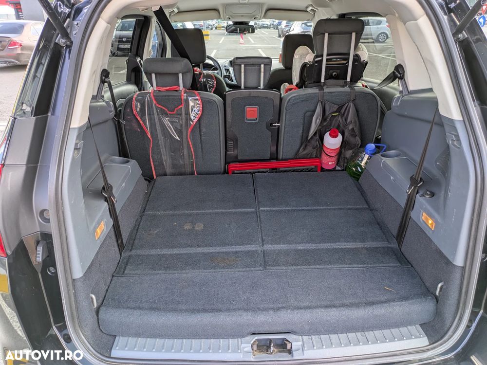 Ford Grand C-Max - 6
