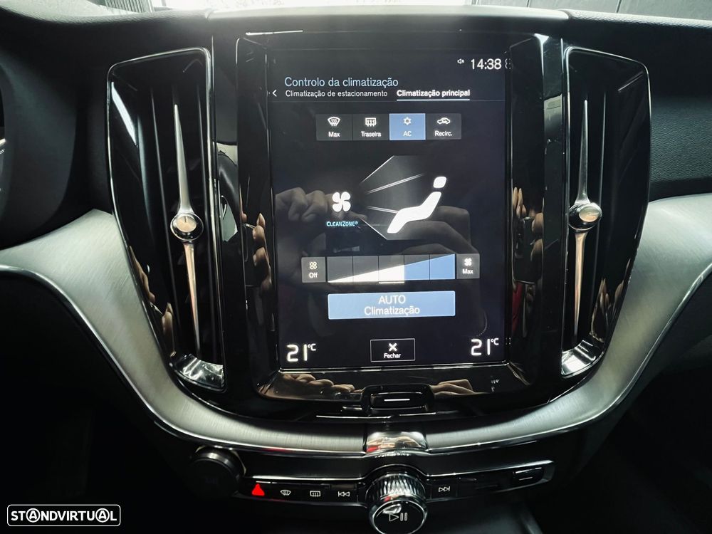 Volvo XC 60 2.0 T8 PHEV Inscription AWD - 19