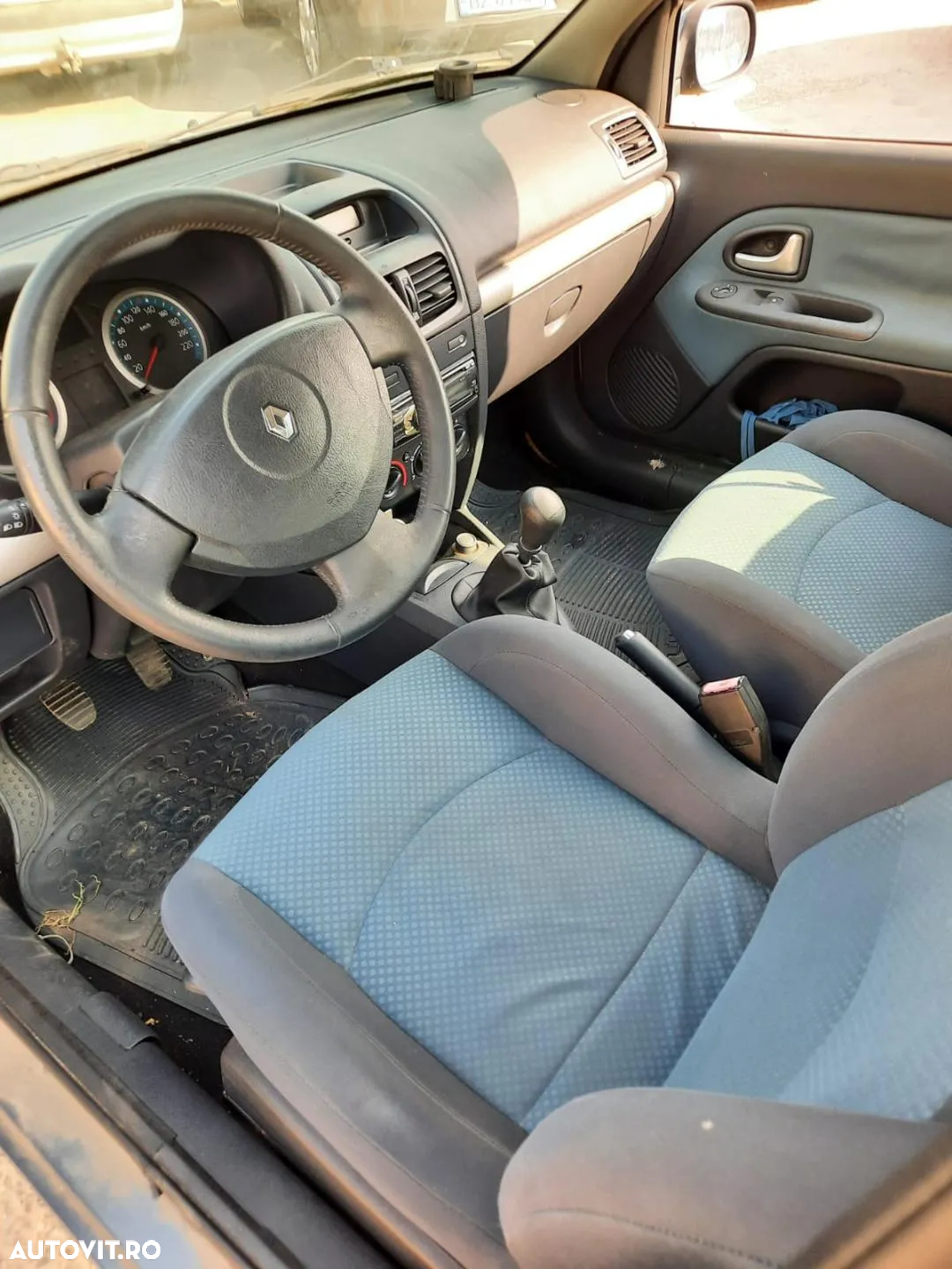 Dezmembram Renault Clio - 5