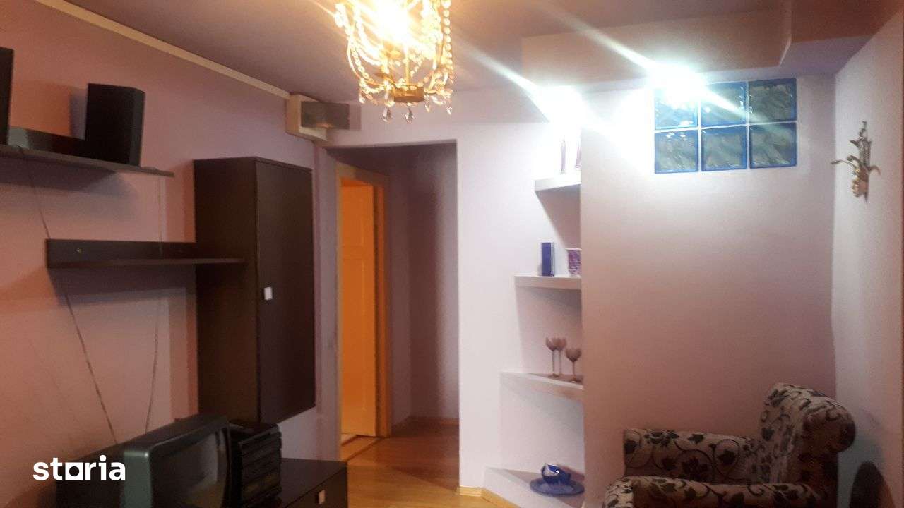 Cafrom Imobiliare -ULTRACENTRAL - Apartament tip STUDIO de Vanzare — fotografia 2