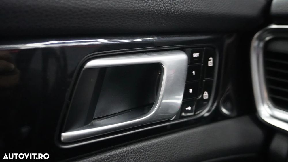 Porsche Panamera 4S E-Hybrid Executive - 32