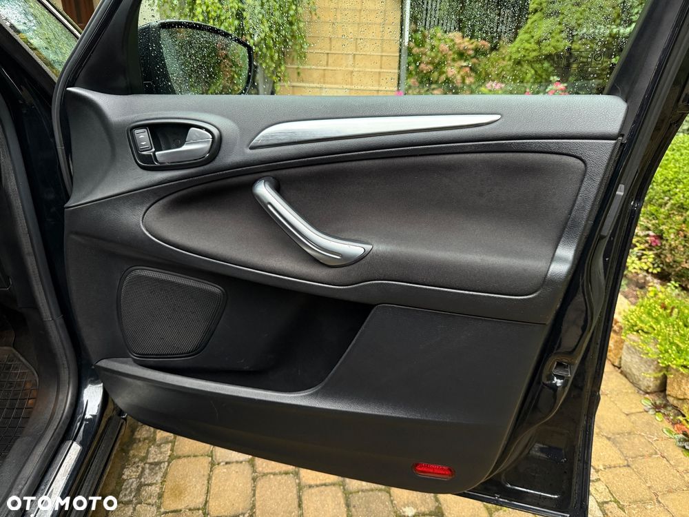Ford S-Max 2.0 TDCi DPF Trend - 17