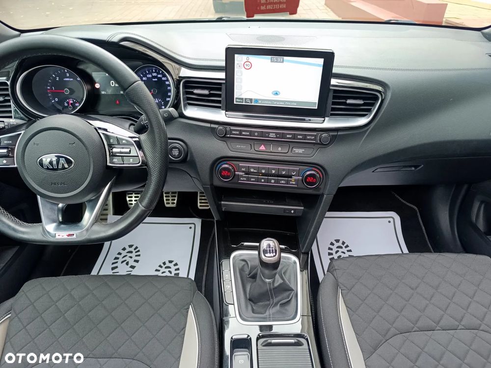 Kia ProCeed 1.6 CRDi GT Line - 29