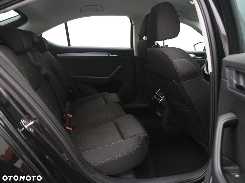 Skoda Superb 2.0 TDI Style DSG - 15
