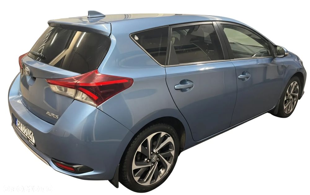 Toyota Auris 1.6 Premium - 3