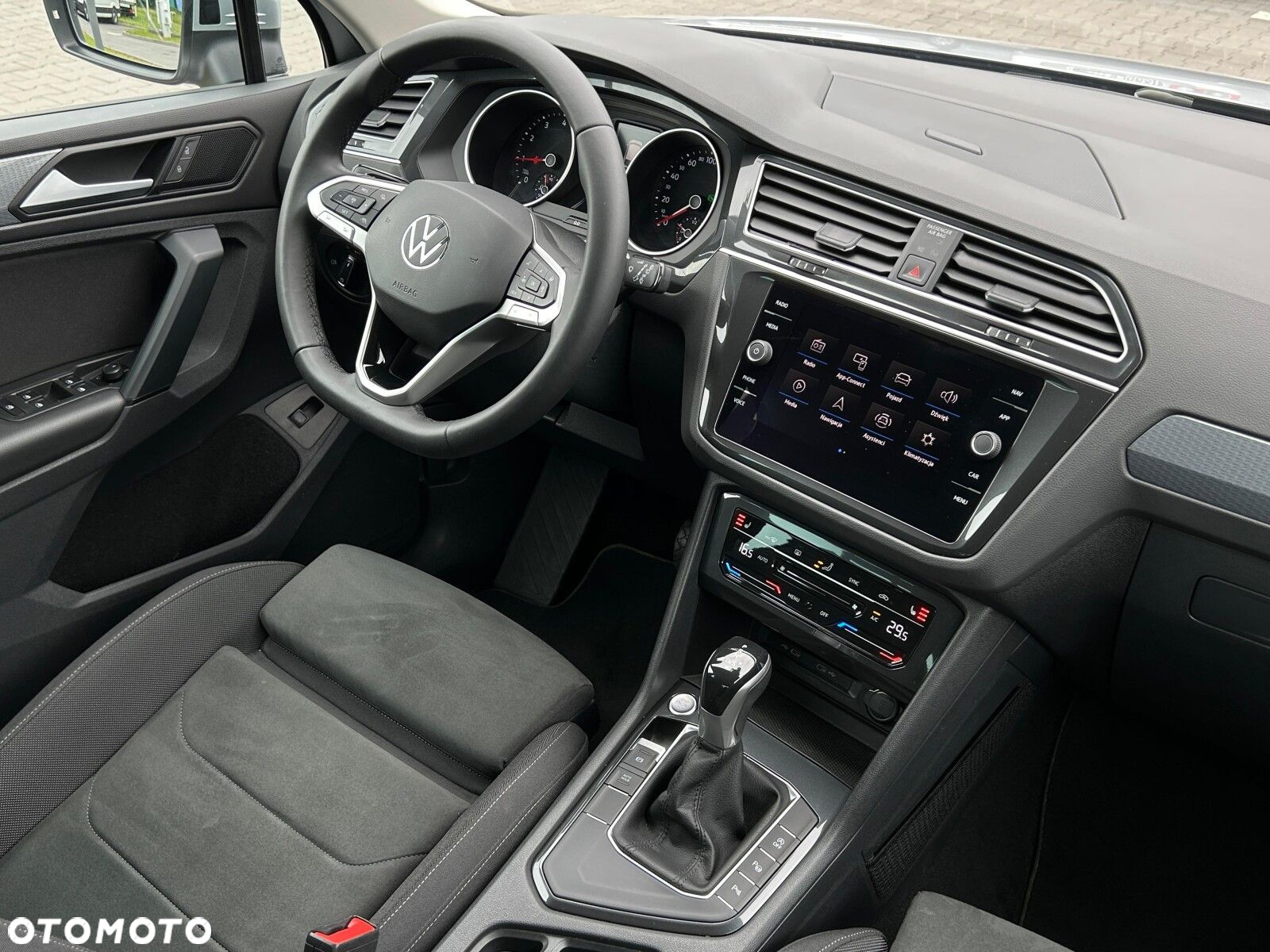 Volkswagen Tiguan 1.5 TSI EVO Life DSG - 17