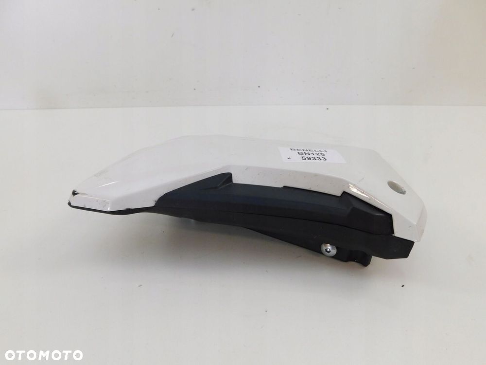 BENELLI BN 125 BOK BOCZEK LEWY - 2