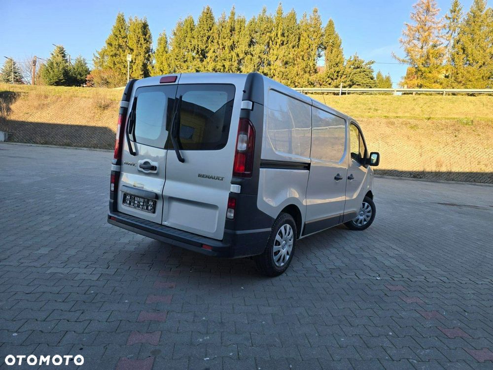 Renault Trafic - 8