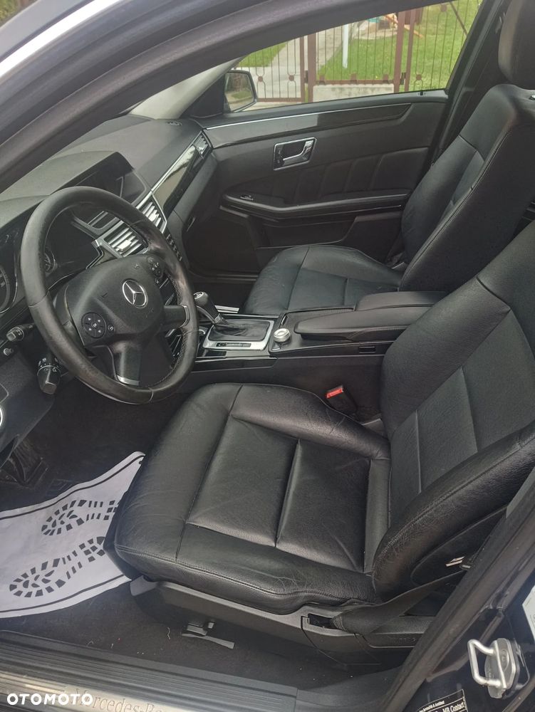 Mercedes-Benz Klasa E 220 CDI DPF BlueEFFICIENCY 7G-TRONIC - 9