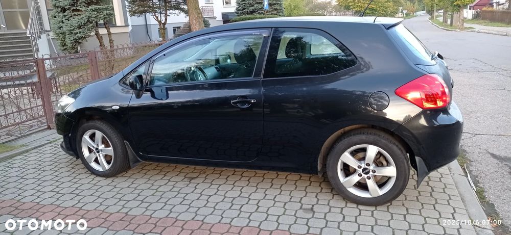 Toyota Auris - 3