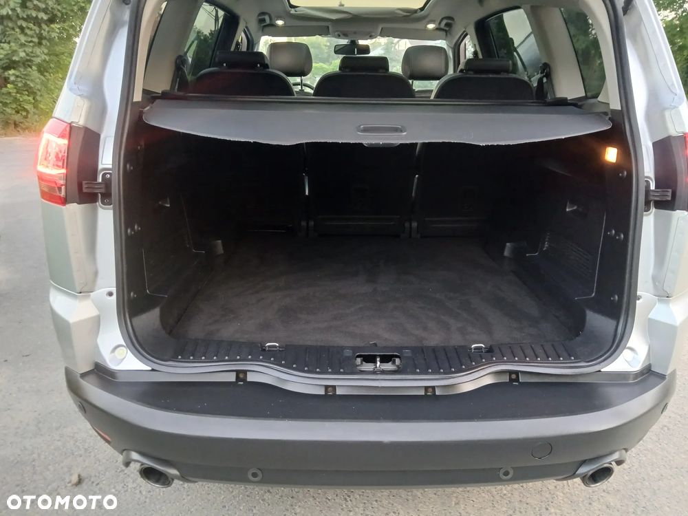 Ford S-Max 2.2 TDCi Titanium - 23