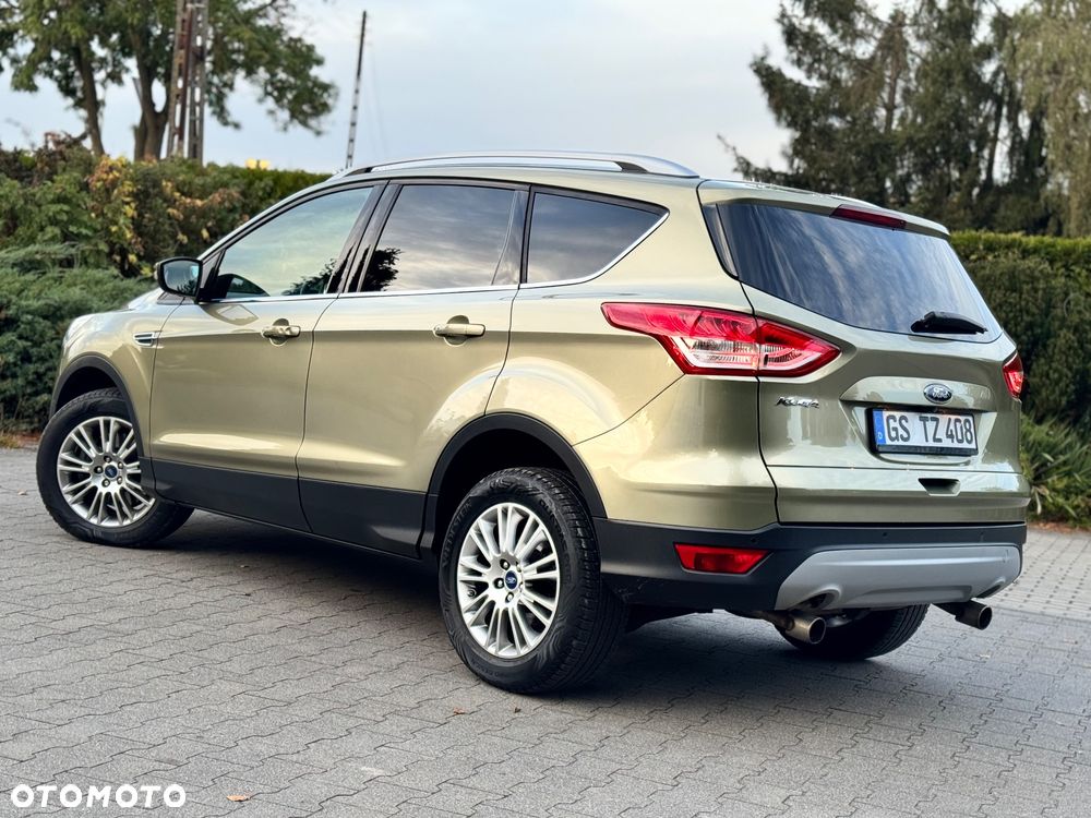 Ford Kuga 2.0 TDCi 4x4 Titanium - 24