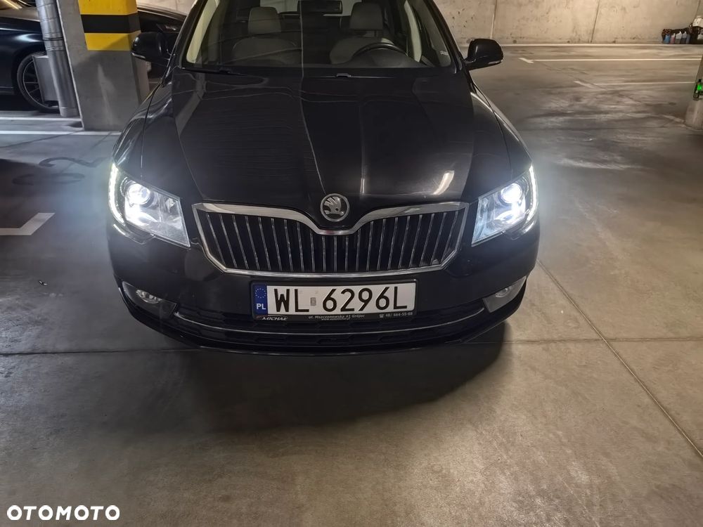 Skoda Superb 1.6 TDI Elegance - 18