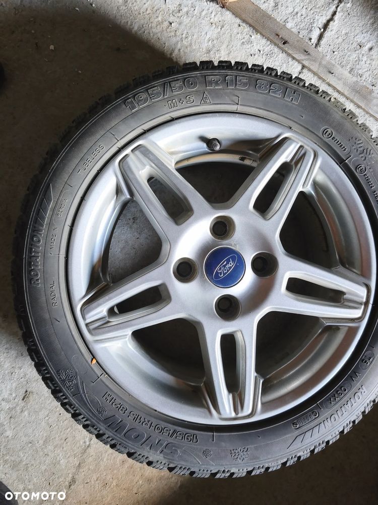Ford Fiesta 1.0 EcoBoost Titanium - 17