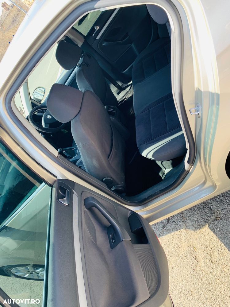 Volkswagen Jetta 1.6 Comfortline - 19