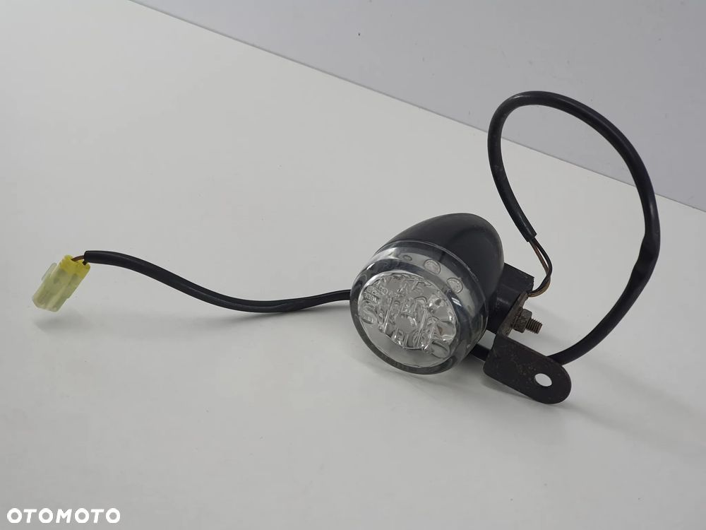 MIGACZ PRZOD KIERUNKOWSKAZ LED   TGB BLADE - 11