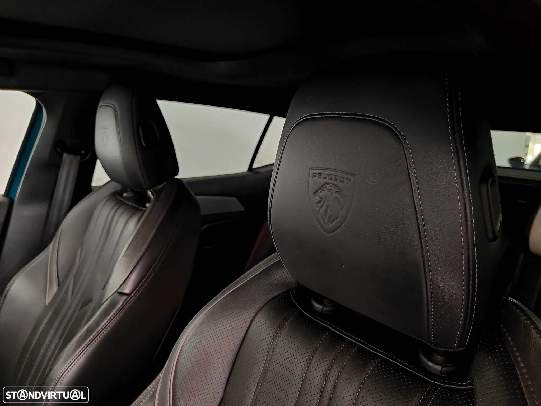 Peugeot 408 1.6 Hybrid GT e-EAT8 - 29