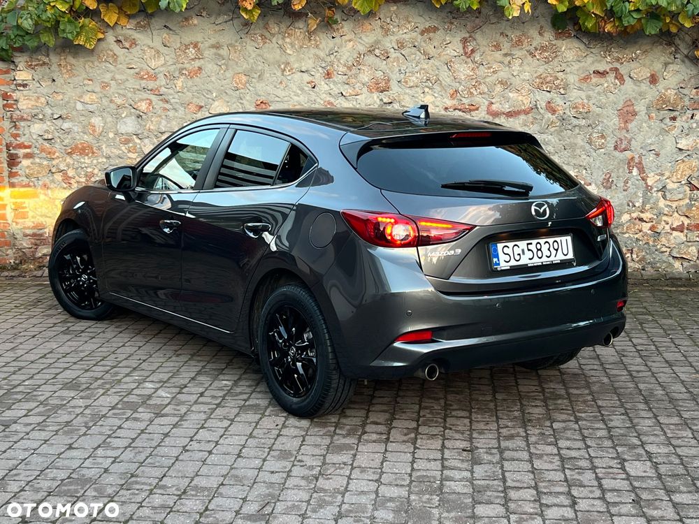Mazda 3 2018 photo 3