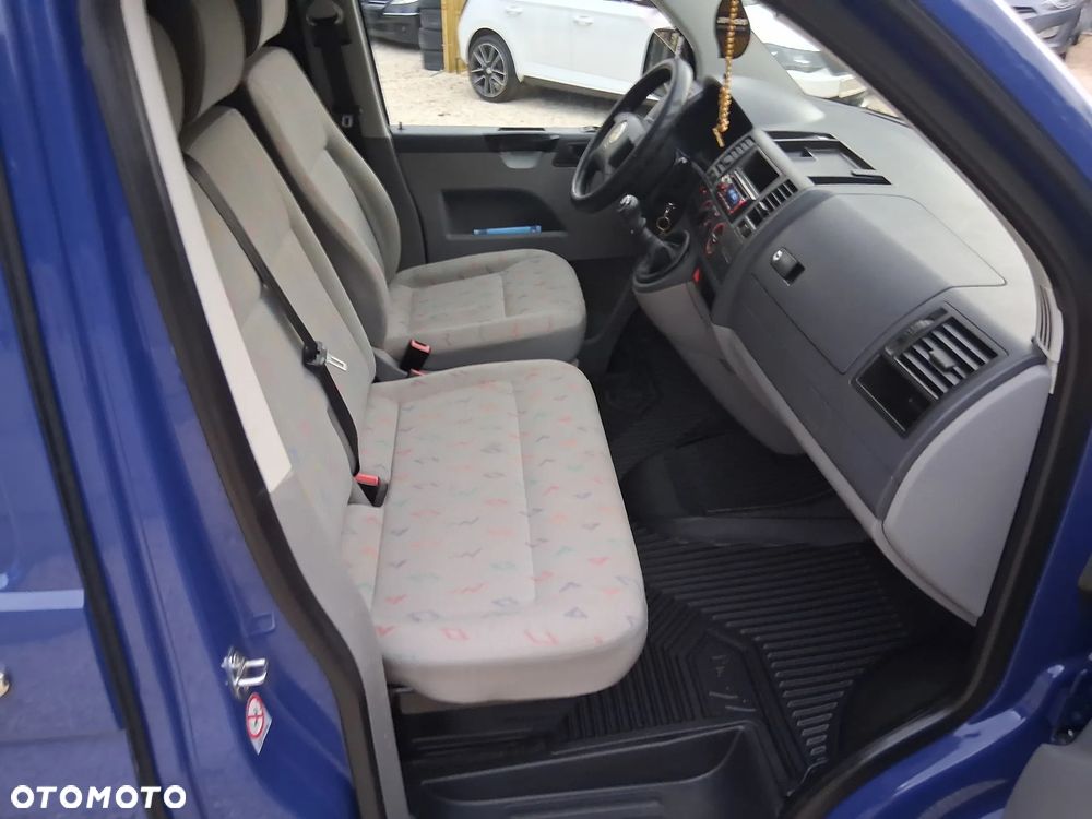 Volkswagen T5 Transporter - 17
